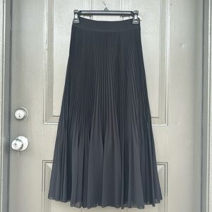 Pleated skirt- only worn a few times!!